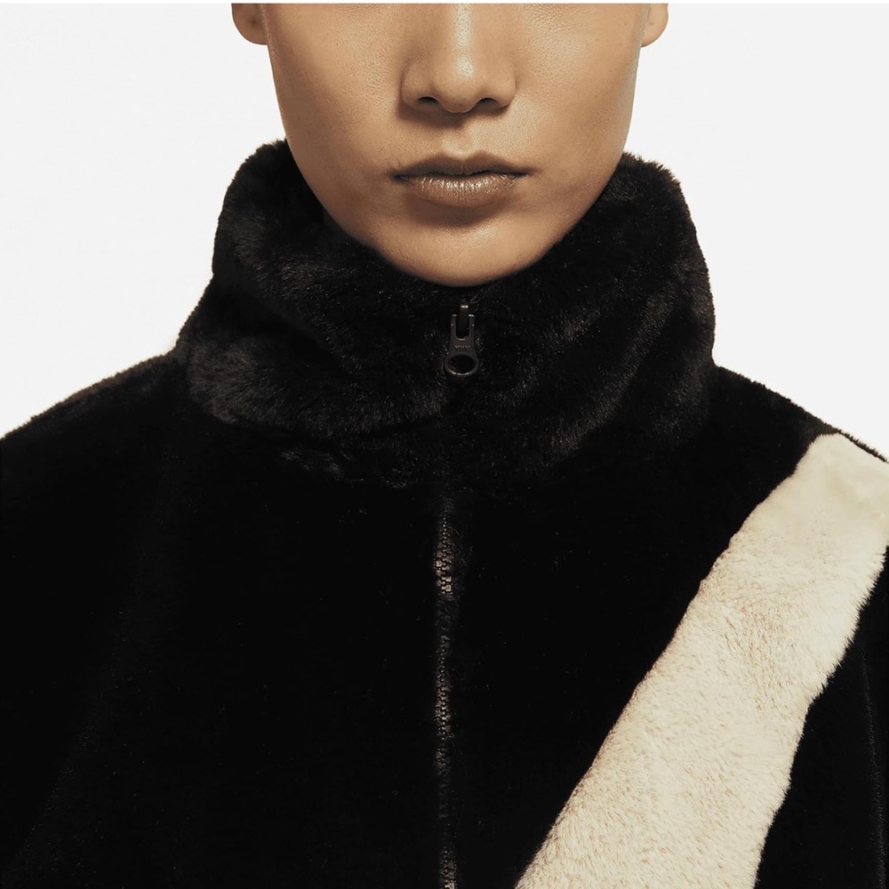Nike Women's Black and Cream Teddy Jacket - Picture 9 of 12